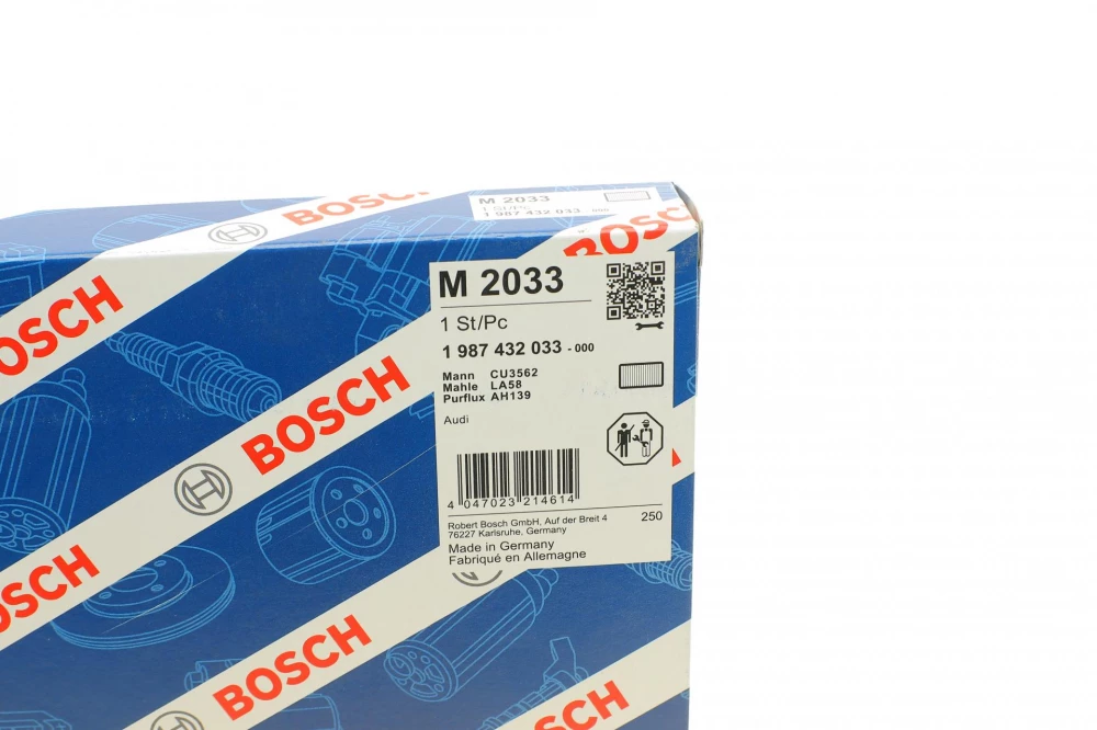 BOSCH ,M2033 фільтр повітр. салону AUDI A6/S6 94-97 (212*20*342)