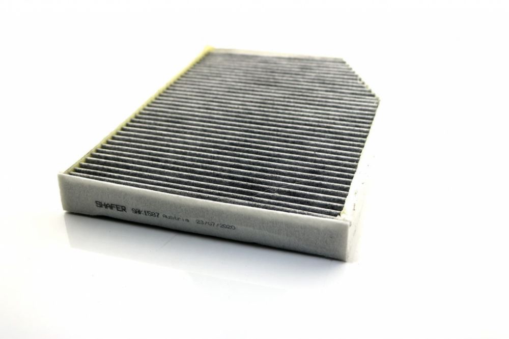 Фільтр салонний BMW 3 (G20), X3 (G01, F97), X4 (G02, F98), 17-, вугільний (SAK1587) SHAFER