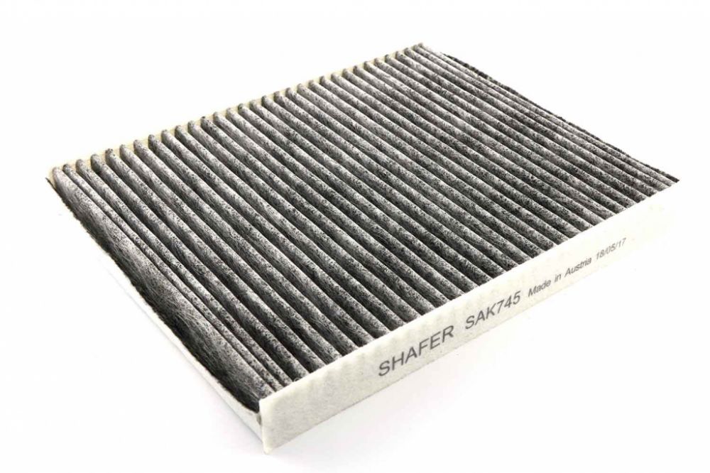 Фільтр салонний Huyndai Santa Fe 10-, Kia Sorento 10-, 262x208x30, вугільний